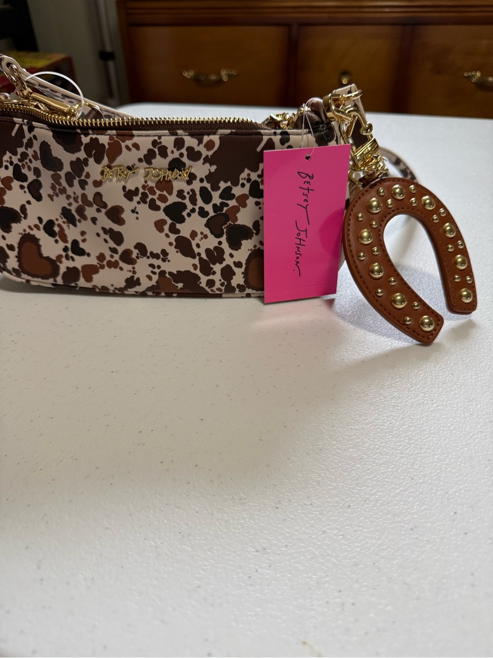 Betsey Johnson Crossbody & Shoulder Bag Leopard Print w/ Horseshoe charm NWT - Picture 3 of 6